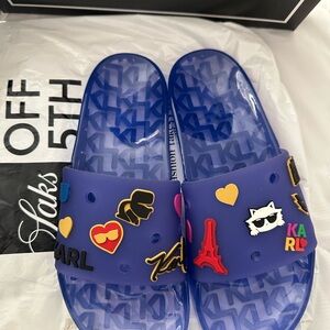 Karl Lagerfeld Womens Blue Slide Sandals with Fun Accents